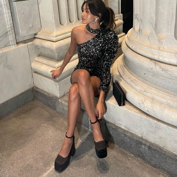 Zara asymmetrical sequin mini dress - Picture 3 of 10